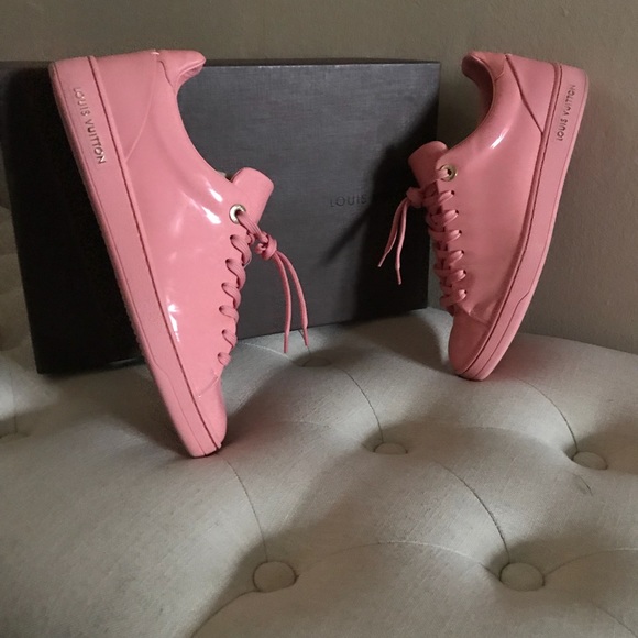 Louis Vuitton Pink Patent Leather Front Row Shoes - Picture 3 of 8